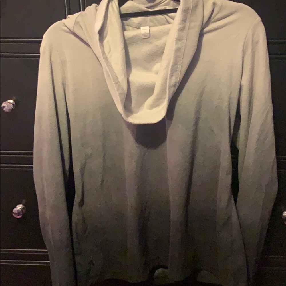 Grey ombré fleece cowl neck